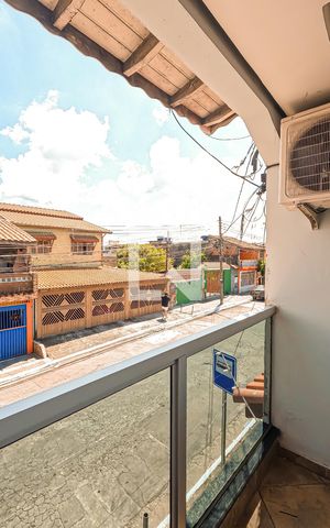 Casa à venda com 250m², 5 quartos e 2 vagas Casa à venda com 250m², 5 quartos e 2 vagasVaranda da Suíte