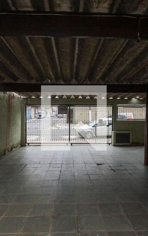 Casa à venda com 400m², 5 quartos e 8 vagas Casa à venda com 400m², 5 quartos e 8 vagasGaragem