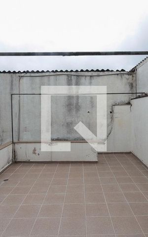 Casa à venda com 400m², 5 quartos e 8 vagas Casa à venda com 400m², 5 quartos e 8 vagasVaranda