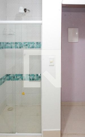 Casa à venda com 400m², 5 quartos e 8 vagas Casa à venda com 400m², 5 quartos e 8 vagasBanheiro casa 02