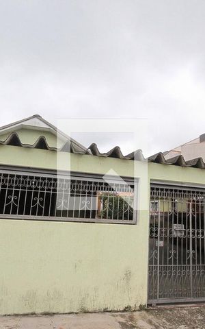 Casa à venda com 400m², 5 quartos e 8 vagas Casa à venda com 400m², 5 quartos e 8 vagasFachada