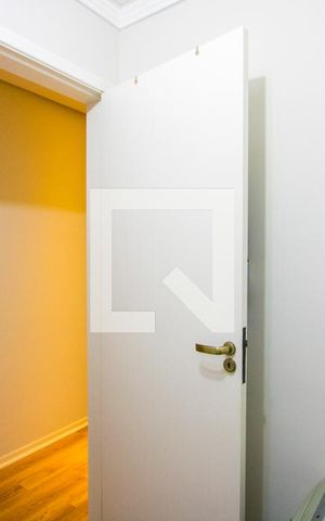Apartamento à venda com 134m², 3 quartos e 2 vagas Apartamento à venda com 134m², 3 quartos e 2 vagasEscritório