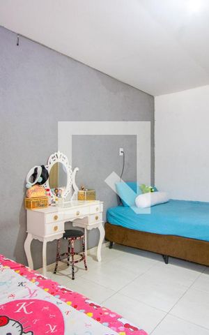 Casa à venda com 160m², 4 quartos e 3 vagas Casa à venda com 160m², 4 quartos e 3 vagasQuarto 3