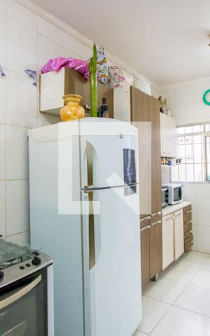 Casa à venda com 160m², 4 quartos e 3 vagas Casa à venda com 160m², 4 quartos e 3 vagasCozinha