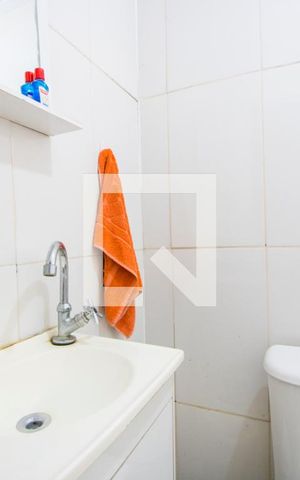 Casa à venda com 160m², 4 quartos e 3 vagas Casa à venda com 160m², 4 quartos e 3 vagasBanheiro do quarto 2