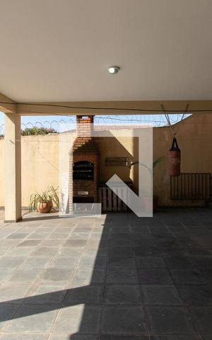 Casa à venda com 276m², 5 quartos e 7 vagas Casa à venda com 276m², 5 quartos e 7 vagasGaragem