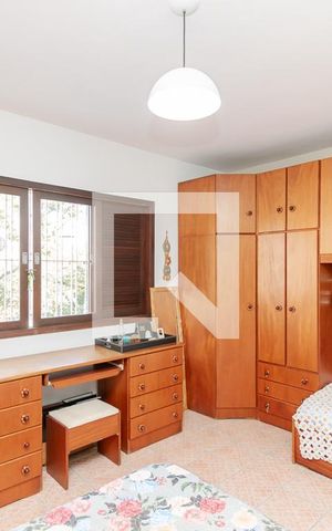 Casa à venda com 137m², 3 quartos e 2 vagas Casa à venda com 137m², 3 quartos e 2 vagasSuíte