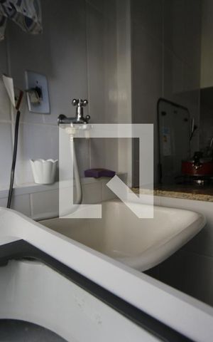 Apartamento para alugar com 65m², 2 quartos e 1 vagaDetalhe da area de serviço