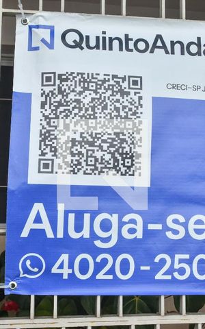 Casa à venda com 200m², 4 quartos e sem vaga Casa à venda com 200m², 4 quartos e sem vagaFachada