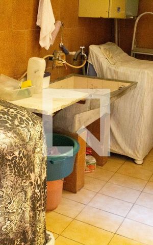 Casa à venda com 237m², 3 quartos e 2 vagasÁrea de Serviço