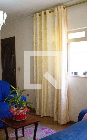 Casa à venda com 237m², 3 quartos e 2 vagasSala