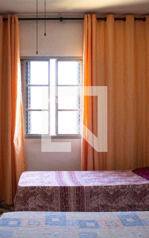 Casa à venda com 237m², 3 quartos e 2 vagasSuíte