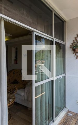 Apartamento à venda com 82m², 2 quartos e 1 vaga Apartamento à venda com 82m², 2 quartos e 1 vagaVaranda da Sala