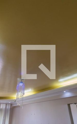 Apartamento à venda com 82m², 2 quartos e 1 vaga Apartamento à venda com 82m², 2 quartos e 1 vagaSala - Detalhe das luminárias