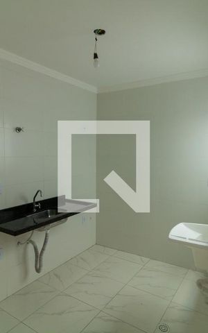 Apartamento à venda com 40m², 2 quartos e sem vaga Apartamento à venda com 40m², 2 quartos e sem vagaCozinha e Área de Serviço