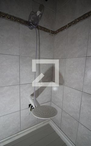 Casa para alugar com 120m², 4 quartos e sem vagaBanheiro