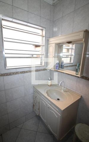 Casa para alugar com 120m², 4 quartos e sem vagaBanheiro