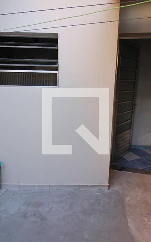Casa para alugar com 120m², 4 quartos e sem vagaÁrea de Serviço