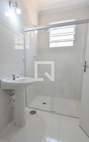 Casa à venda com 159m², 4 quartos e 2 vagasBanheiro Suíte 01