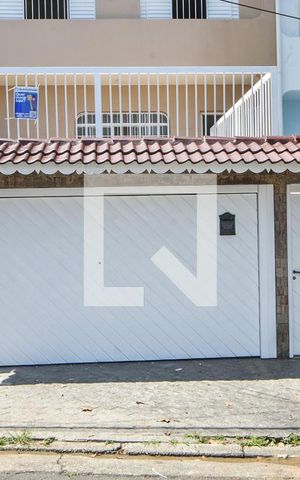 Casa à venda com 159m², 4 quartos e 2 vagasCasa 