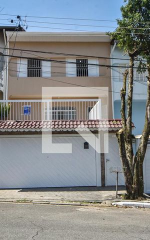 Casa à venda com 159m², 4 quartos e 2 vagasCasa 