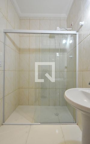 Casa à venda com 159m², 4 quartos e 2 vagasBanheiro 03