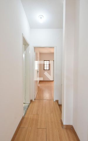 Casa à venda com 159m², 4 quartos e 2 vagasCorredor 