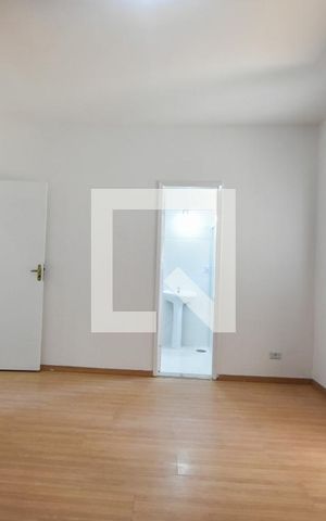 Casa à venda com 159m², 4 quartos e 2 vagasSuíte 01
