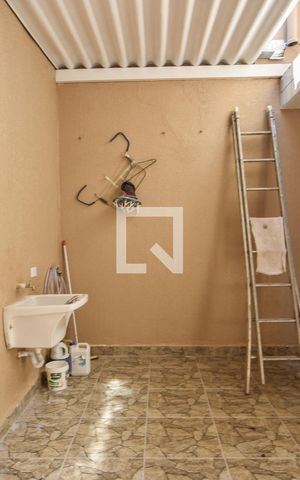 Casa à venda com 159m², 4 quartos e 2 vagasLavanderia 