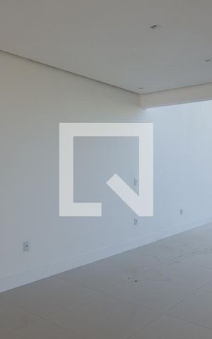 Casa de condomínio à venda com 300m², 3 quartos e 2 vagas Casa de condomínio à venda com 300m², 3 quartos e 2 vagasSala de Jantar