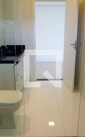 Casa de condomínio à venda com 300m², 3 quartos e 2 vagas