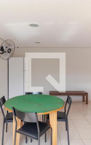 Apartamento para alugar com 98m², 3 quartos e 1 vaga Apartamento para alugar com 98m², 3 quartos e 1 vagaÁrea comum - Salão de Jogos