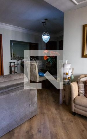 Apartamento à venda com 126m², 3 quartos e 2 vagas Apartamento à venda com 126m², 3 quartos e 2 vagasSala