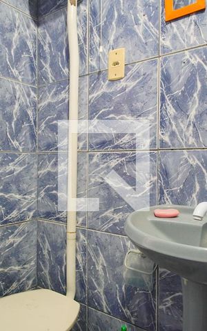Casa à venda com 110m², 4 quartos e 2 vagasBanheiro