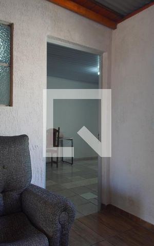 Casa à venda com 110m², 4 quartos e 2 vagasPátio