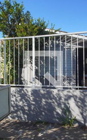 Casa à venda com 110m², 4 quartos e 2 vagasPlaquinha