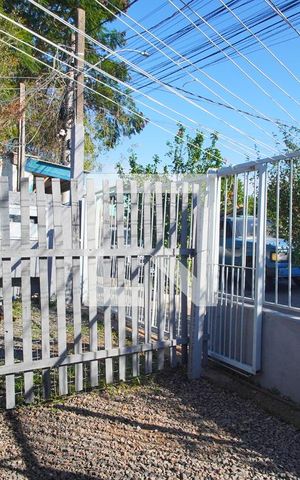 Casa à venda com 110m², 4 quartos e 2 vagasPátio