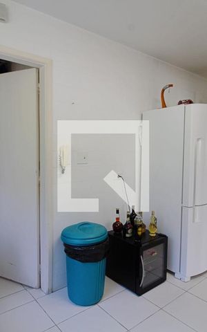 Apartamento à venda com 157m², 3 quartos e 3 vagas Apartamento à venda com 157m², 3 quartos e 3 vagasCozinha