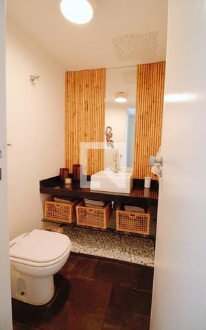 Apartamento à venda com 157m², 3 quartos e 3 vagas Apartamento à venda com 157m², 3 quartos e 3 vagasLavabo
