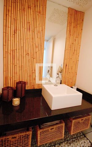 Apartamento à venda com 157m², 3 quartos e 3 vagas Apartamento à venda com 157m², 3 quartos e 3 vagasLavabo