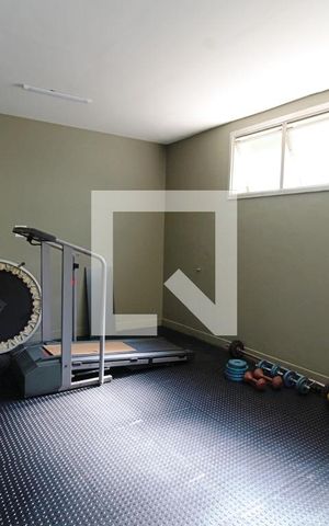 Apartamento à venda com 157m², 3 quartos e 3 vagas Apartamento à venda com 157m², 3 quartos e 3 vagasÁrea comum - Academia