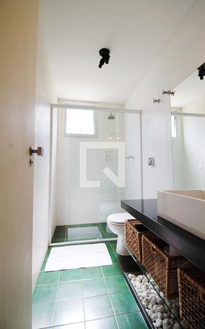 Apartamento à venda com 157m², 3 quartos e 3 vagas Apartamento à venda com 157m², 3 quartos e 3 vagasBanheiro da Suíte 2