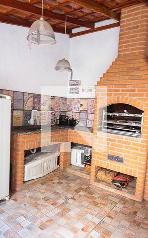 Casa à venda com 190m², 3 quartos e 4 vagas