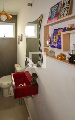 Casa à venda com 190m², 3 quartos e 4 vagas