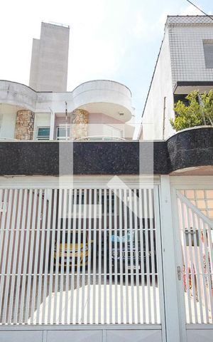 Casa à venda com 190m², 3 quartos e 4 vagas