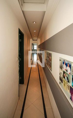 Casa à venda com 190m², 3 quartos e 4 vagas