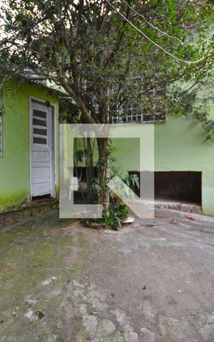 Casa para alugar com 300m², 5 quartos e 2 vagasPátio