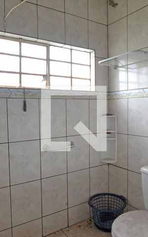 Casa para alugar com 300m², 5 quartos e 2 vagasBanheiro