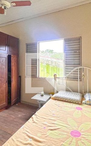 Casa para alugar com 300m², 5 quartos e 2 vagasQuarto 1