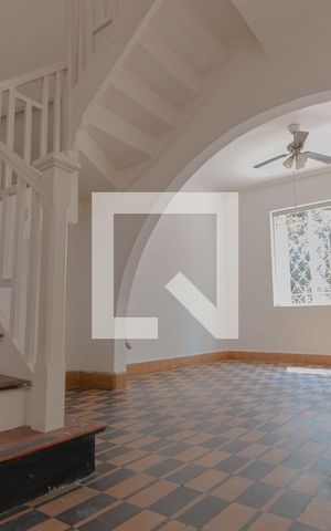 Casa para alugar com 150m², 4 quartos e 1 vaga Casa para alugar com 150m², 4 quartos e 1 vagasala
